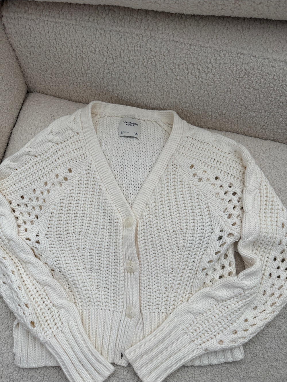 Abercrombie & Fitch Cream Cable V-Neck Button Cardigan Size M